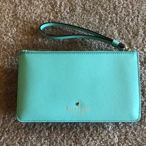 ✨Brand new Kate wristlet! ♠️